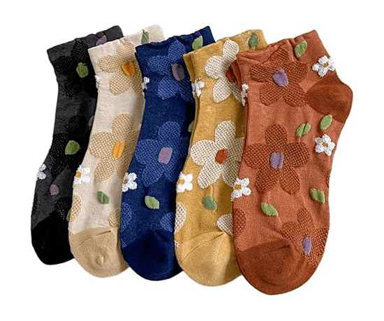 Kawaii Embroidered Floral Ankle Socks1