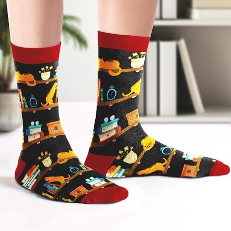 Women’s Book Lover Reading Socks2