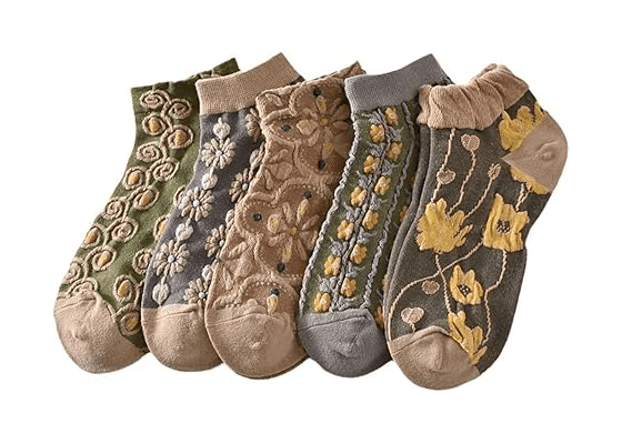 Women’s Vintage Floral Ankle Socks1